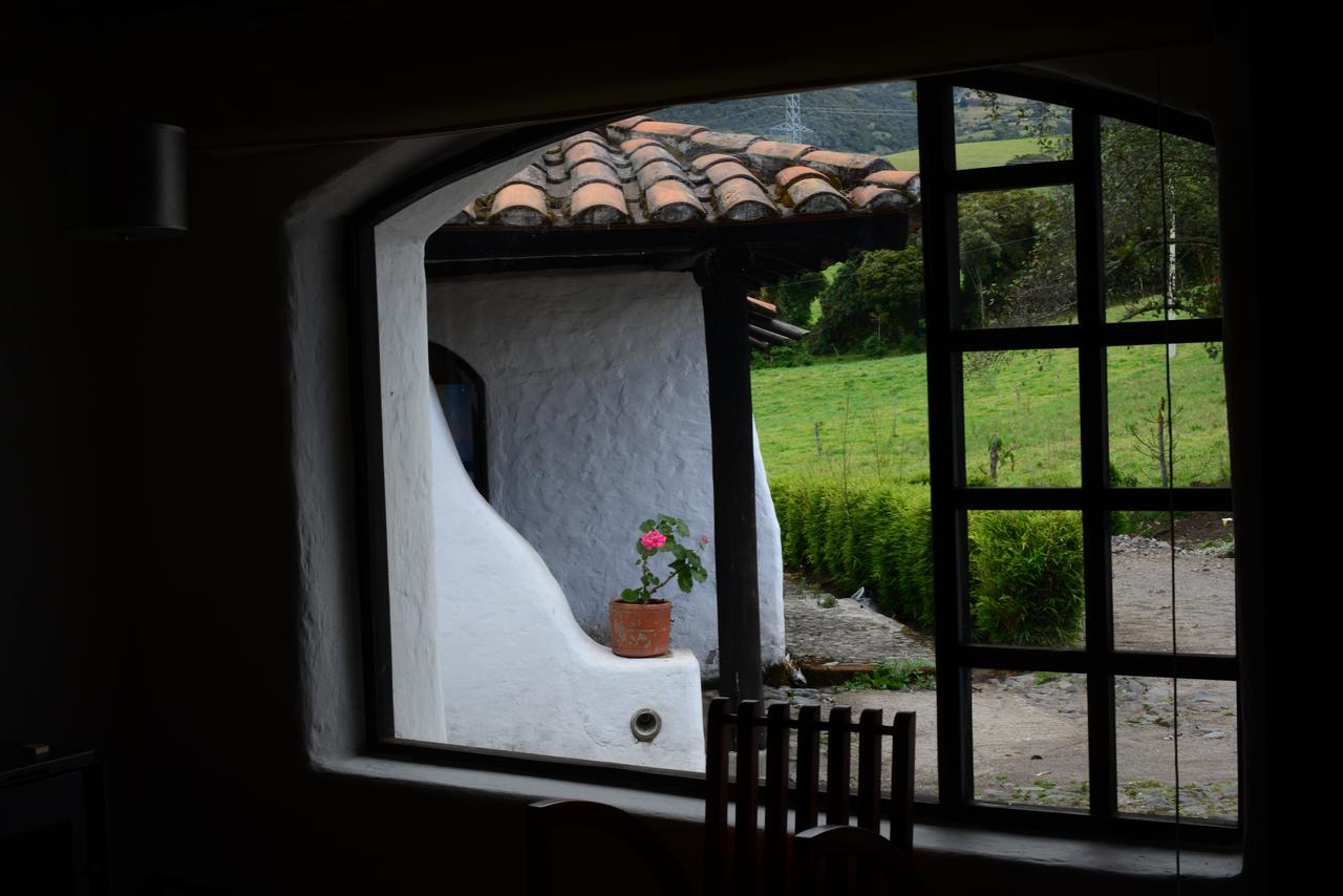 Sierra Alisos Hotel De Campo Hacienda Tambillo Alto Exterior photo